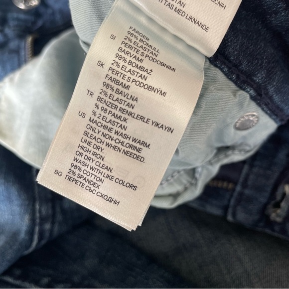 &Denim by H&M Skinny Regular Waist Dark Wash Lightly Distressed Stretch Jeans 18 - Picture 13 of 16